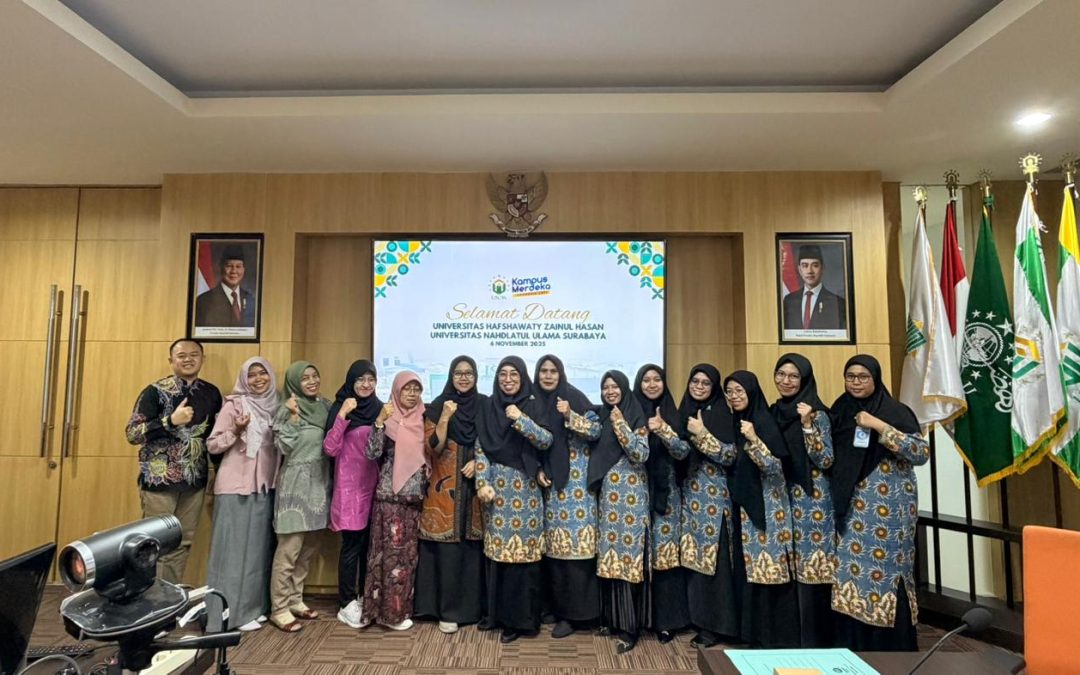 Universitas Hafshawaty Zainul Hasan Lakukan Studi Banding ke Unusa